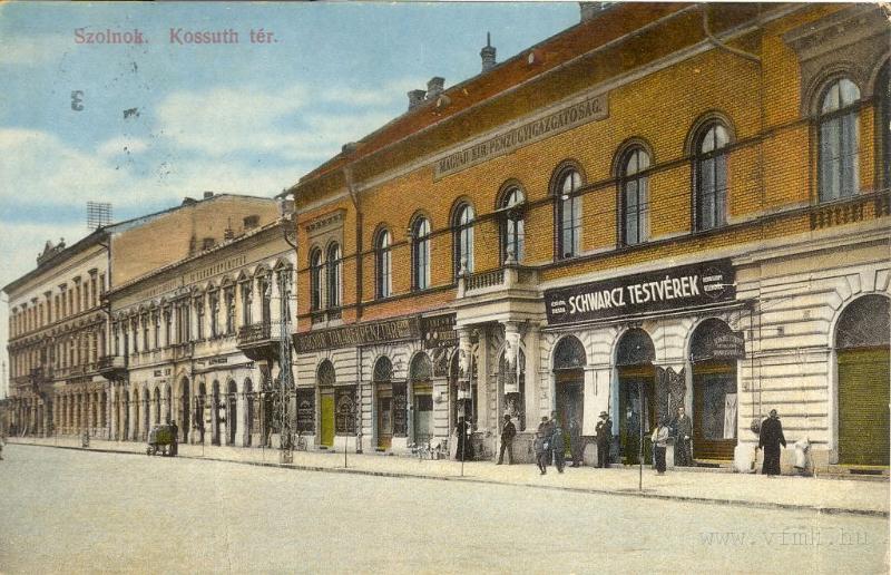 epulet03.jpg - A Pénzügyi Palota egykori főbejárata a homloksíkból kiugró oszloppárral és erkéllyel