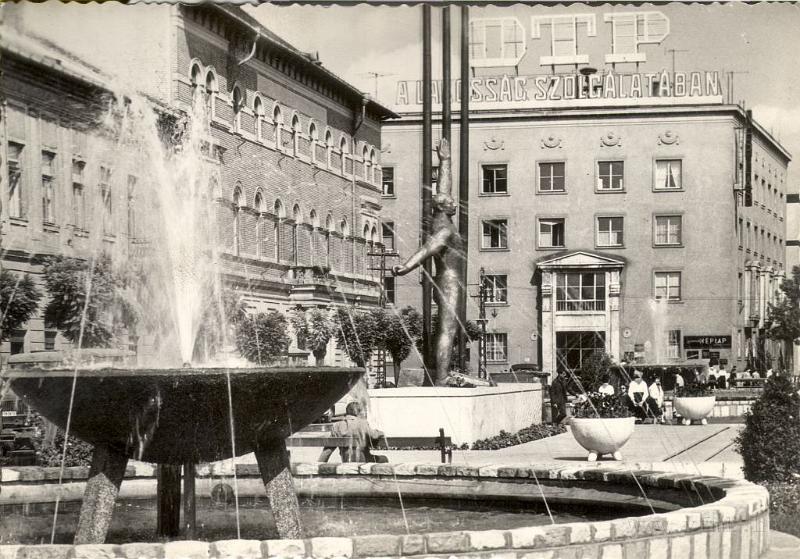 epulet05.jpg - A Magyar Szocialista Munkáspárt Megyei Biztossága működött itt az 1950-es évek végétől 1965-ig