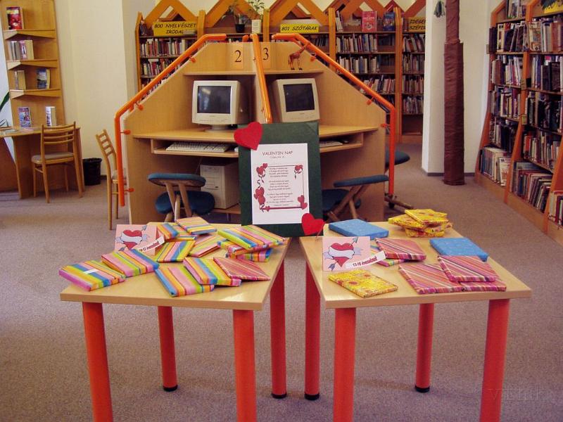 v002.jpg - Valetin napi könyves vakrandi 2009. február 10-14.