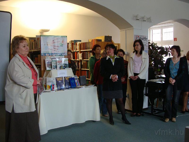 012_Megnyito.jpg - Programismertetés a megnyitón