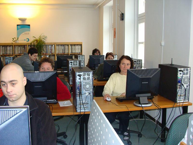 032_Tanfolyam_2.jpg - Kapcsolattartás a tudatos tanfolyamon