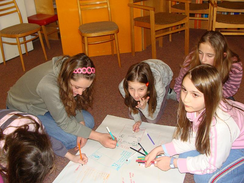 059a_Kek_vonal_1.jpg - Mit jelent neked az internet? Készül a mű!