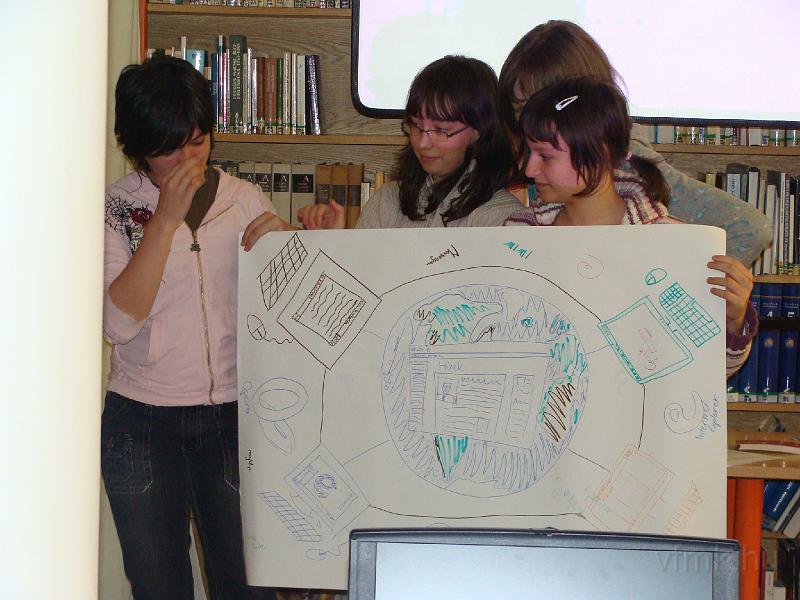 075_Kek_vonal_2.jpg - Mit jelent neked az internet? Mutasd be!