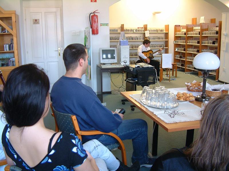 136_Hangverseny.jpg - Zeneiskolások zenélnek: Haydn és kora címmel