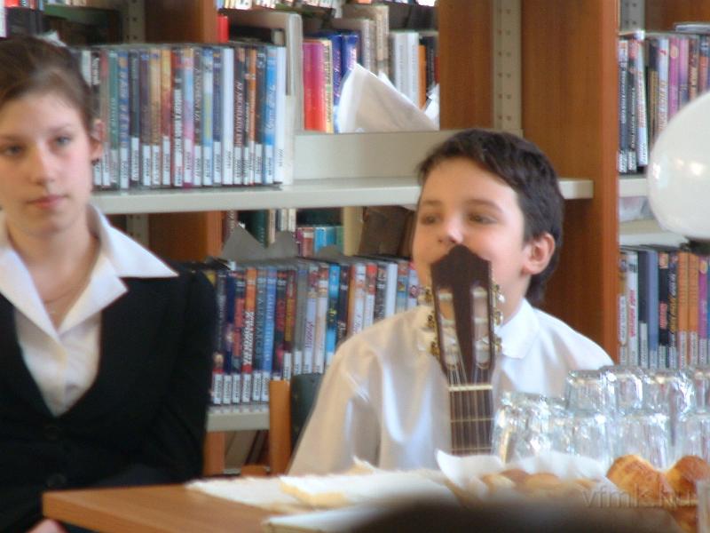 144_Hangverseny.jpg - A hangverseny hallgatósága és résztvevői