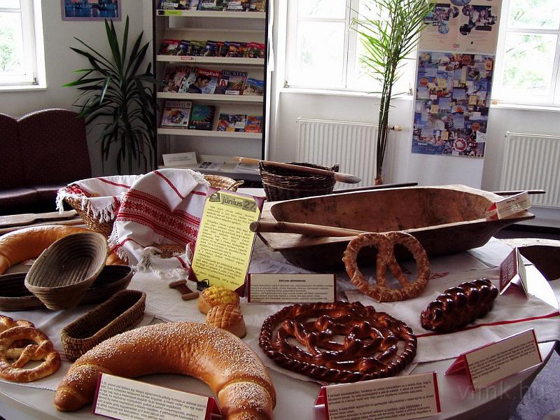 003.JPG - Vona pék finomságai