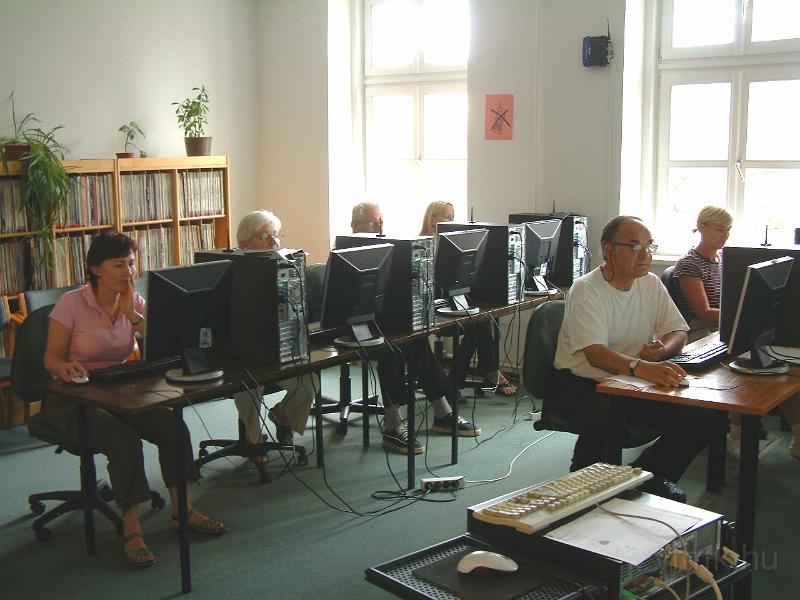 019.JPG - Keressünk az interneten!. Tanfolyam eTanácsadó segítségével