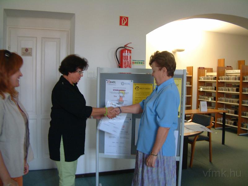 039_1.JPG - A Karakter Kft. által felajánlott 5.000 Ft-os tanfolyam boldog nyertese